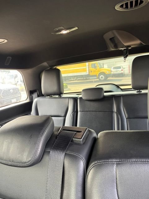 Used 2019 Ford Expedition XLT w/ Equipment Group 202A RWD image 5