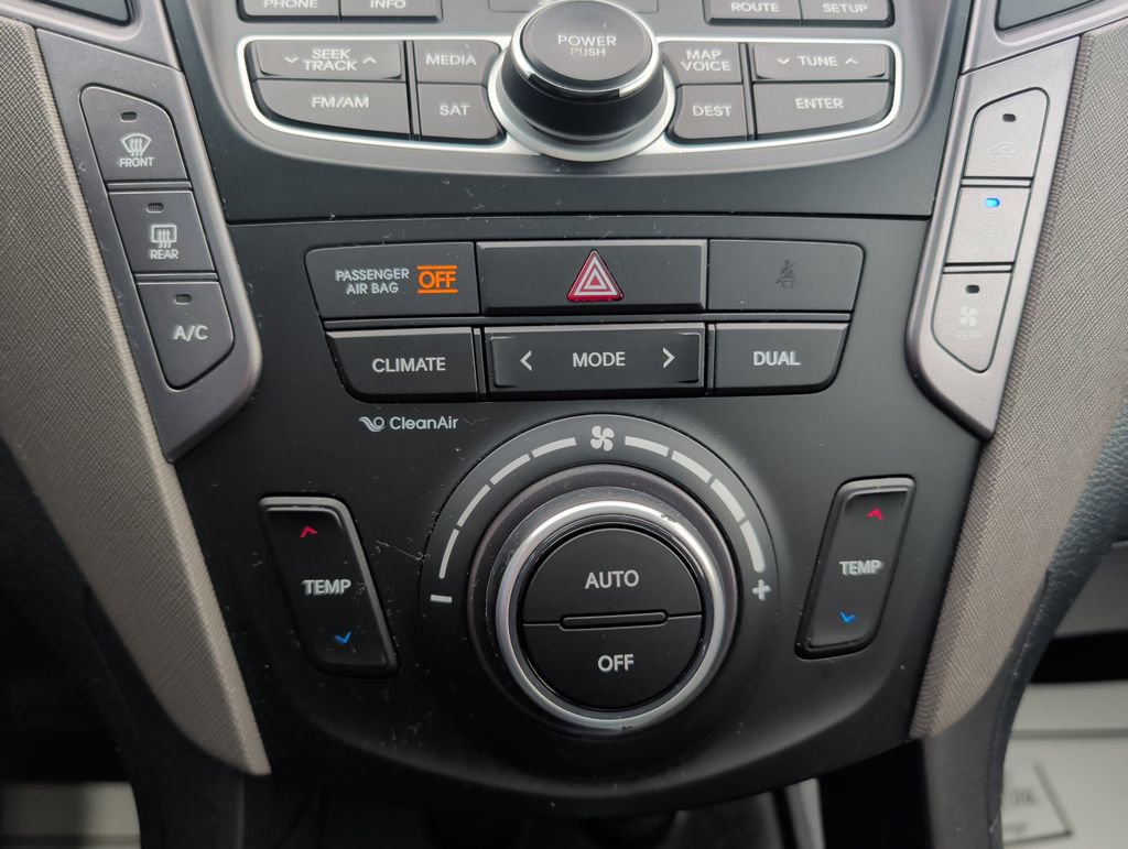 Used 2015 Hyundai Santa Fe Limited w/ Option Group 04 image 15
