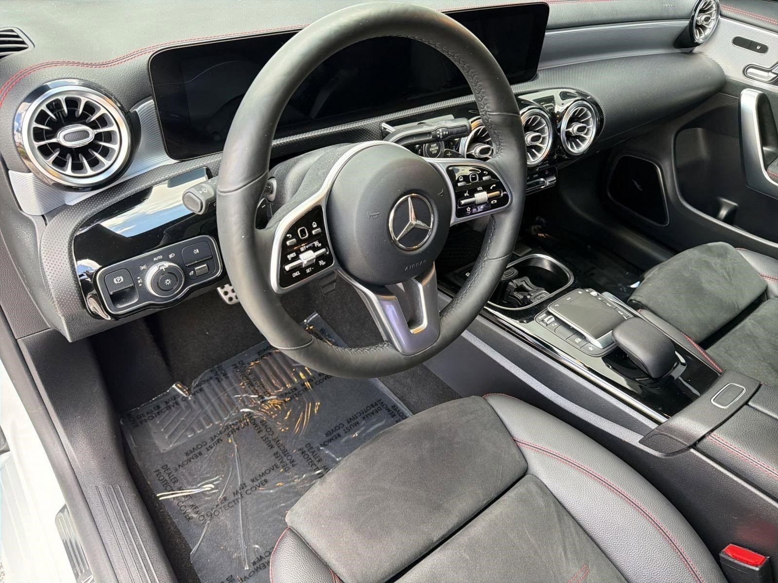Used 2021 Mercedes-Benz CLA 250 image 4