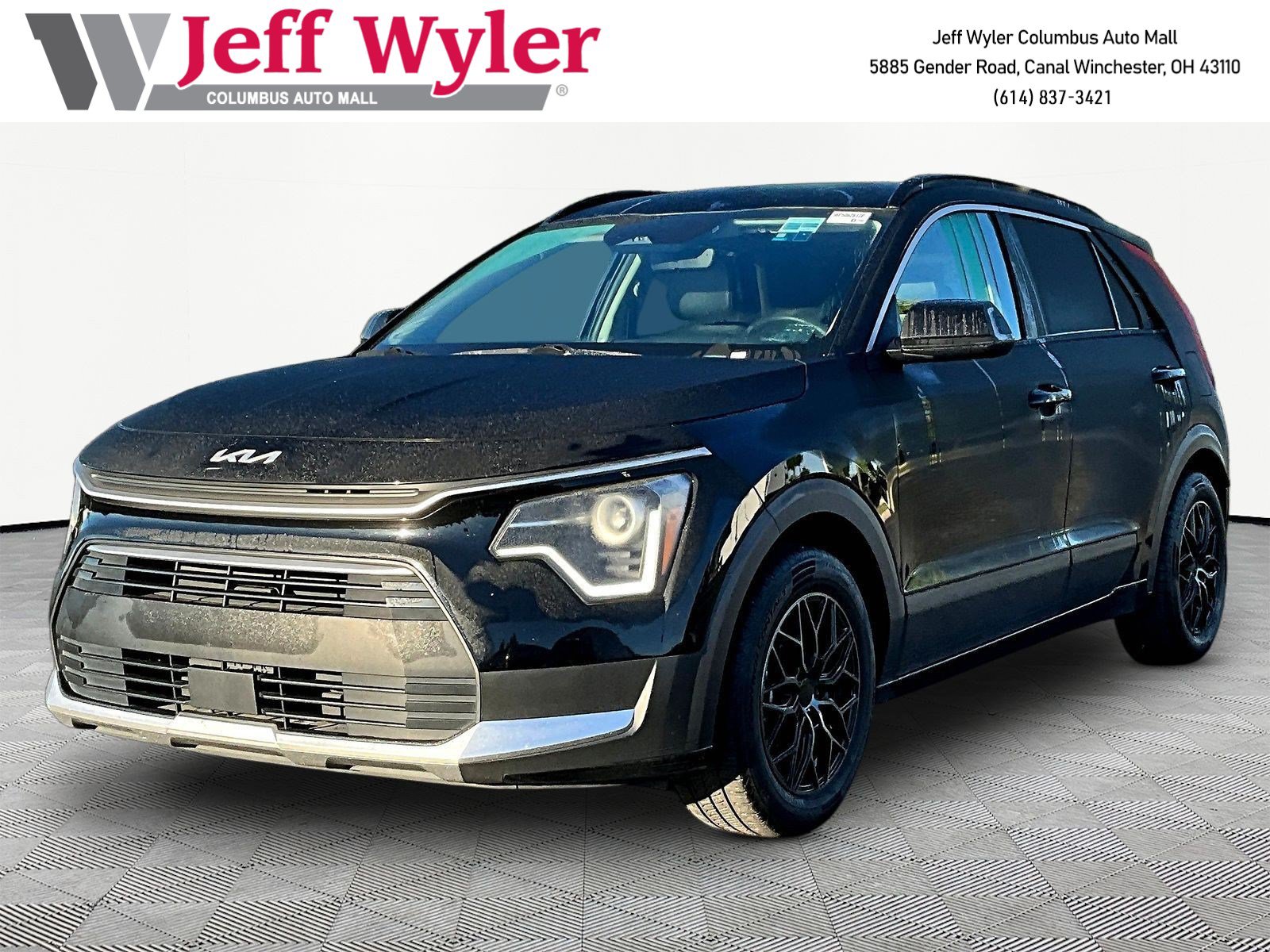 Used 2023 Kia Niro EX FWD image 1