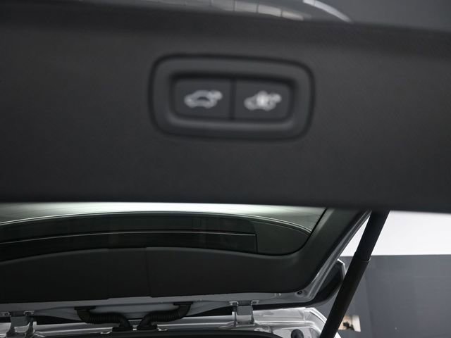 Used 2026 Volvo XC90 B6 Plus w/ Protection Package Premier image 25