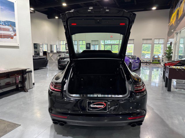 Used 2018 Porsche Panamera 4 AWD/4WD image 15