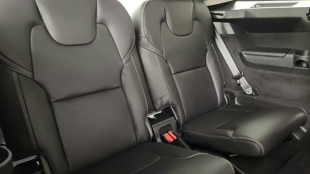 Used 2026 Volvo XC90 B6 Ultra w/ Protection Package AWD/4WD image 34
