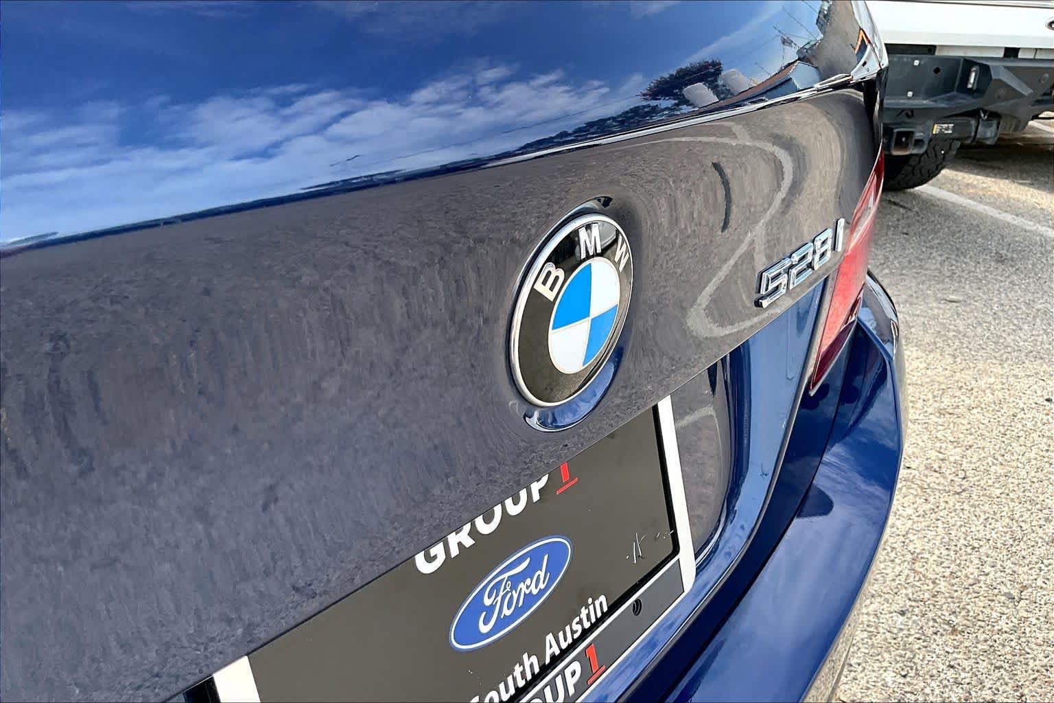 Used 2011 BMW 528i Sedan RWD image 29