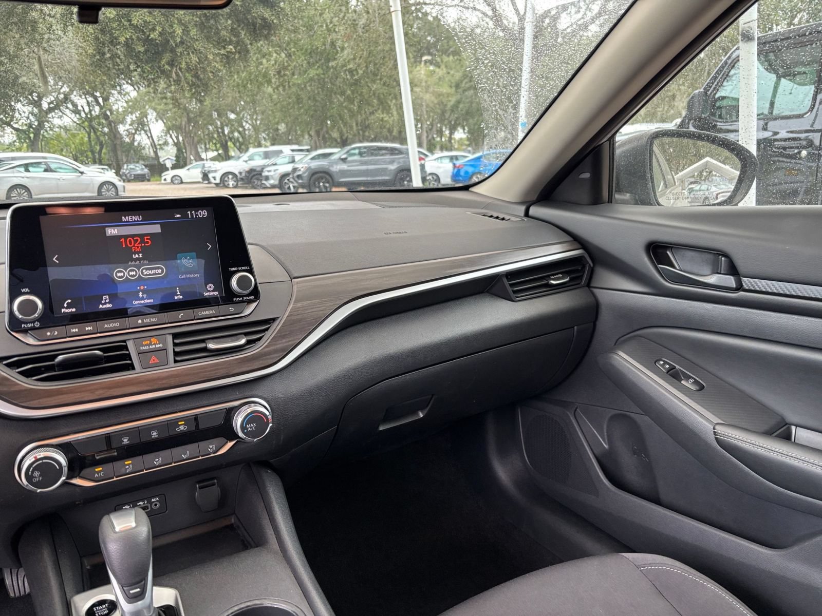 Used 2026 Nissan Altima 2.5 SV FWD image 33