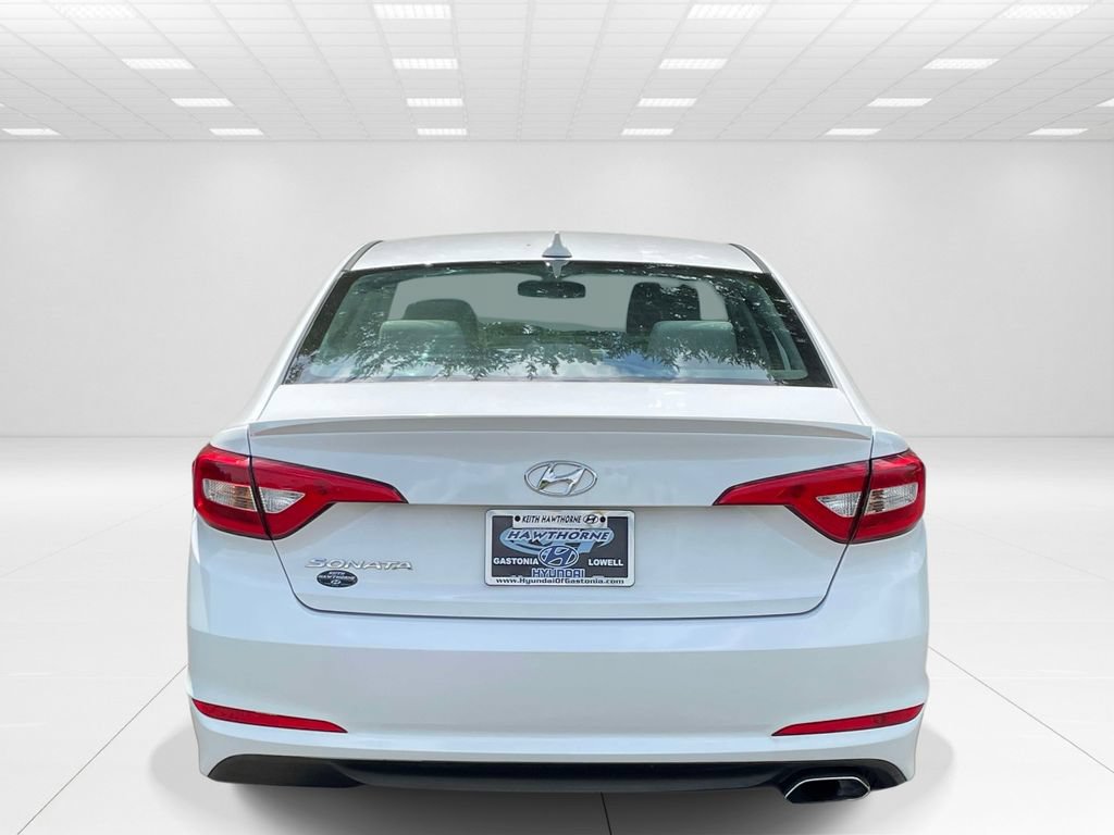 Used 2017 Hyundai Sonata SE FWD image 5