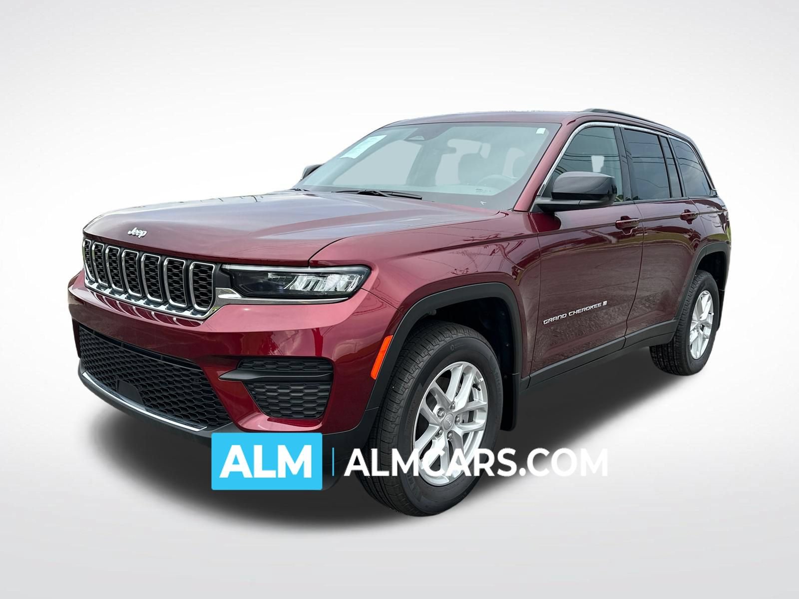 Used 2025 Jeep Grand Cherokee Laredo w/ Luxury Tech Group I