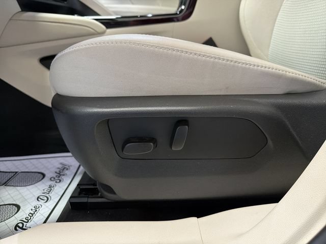 Used 2023 Buick Envision Preferred FWD image 12