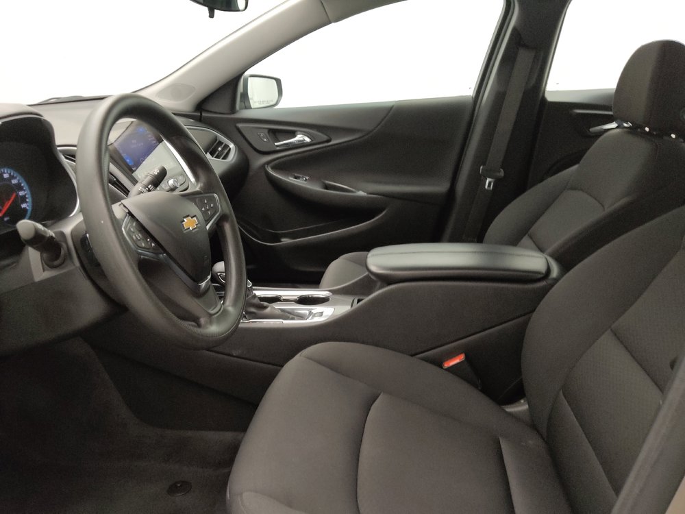 Used 2023 Chevrolet Malibu LT image 17