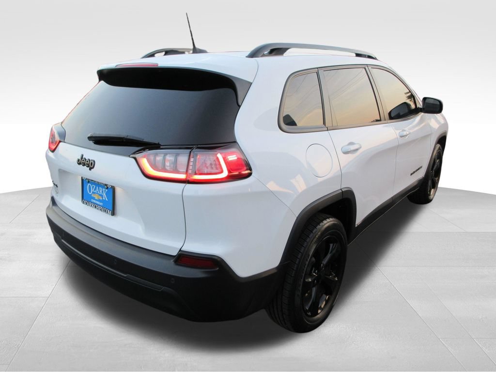 Used 2021 Jeep Cherokee Latitude Plus AWD/4WD image 5