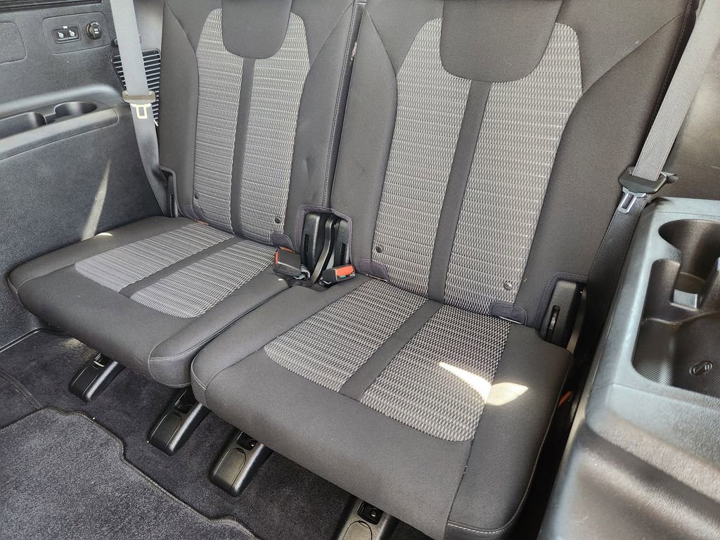 Used 2021 Kia Sorento LX image 29
