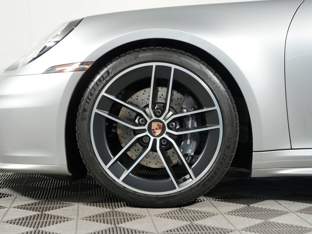 Certified 2025 Porsche 911 Carrera T RWD image 16