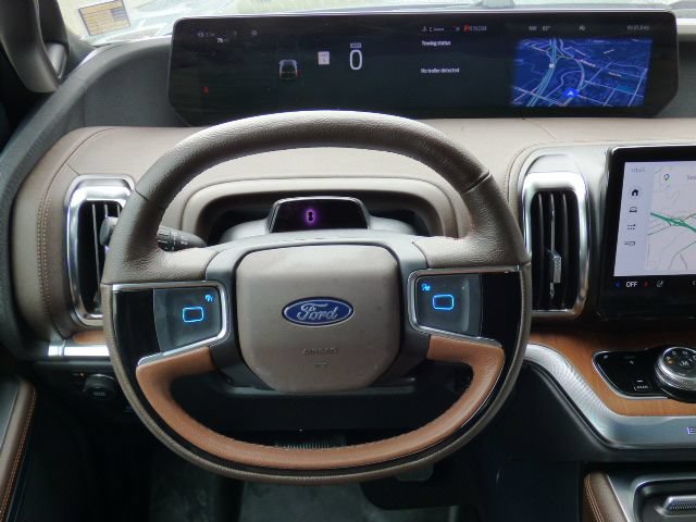 Used 2025 Ford Expedition King Ranch AWD/4WD image 25
