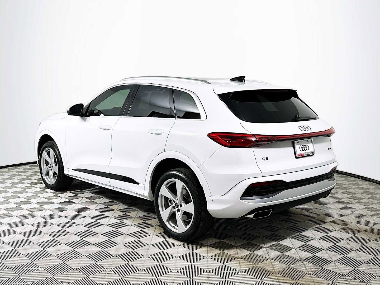 New 2025 Audi Q5 Premium Plus image 5