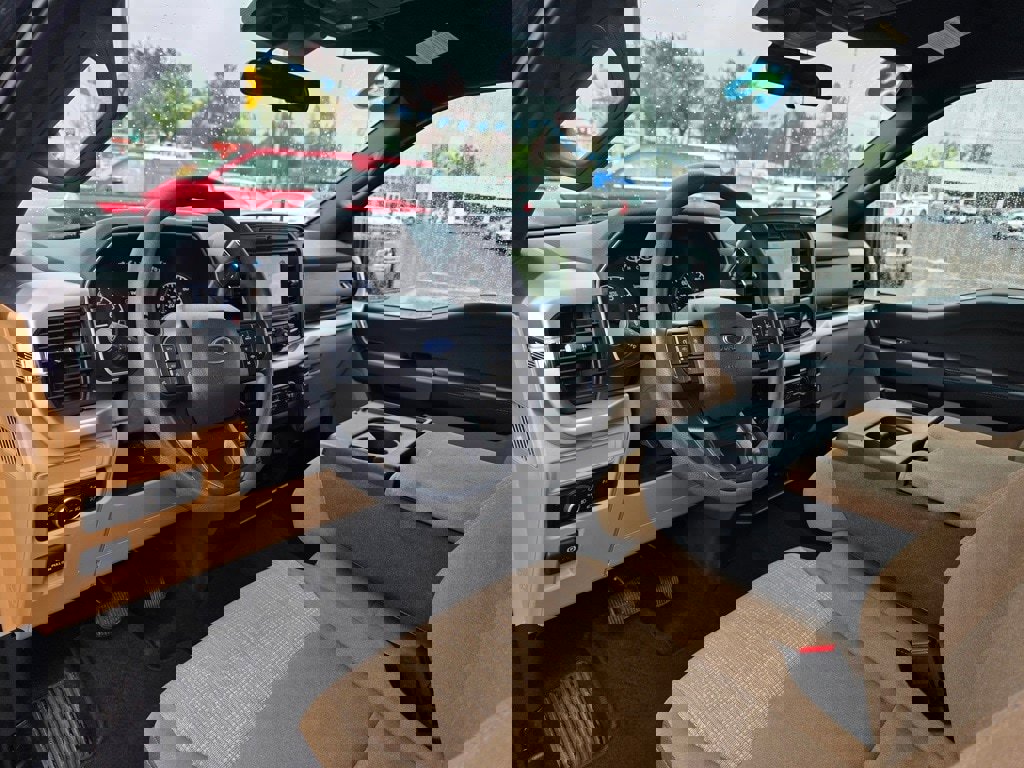 Used 2023 Ford F150 XLT image 10