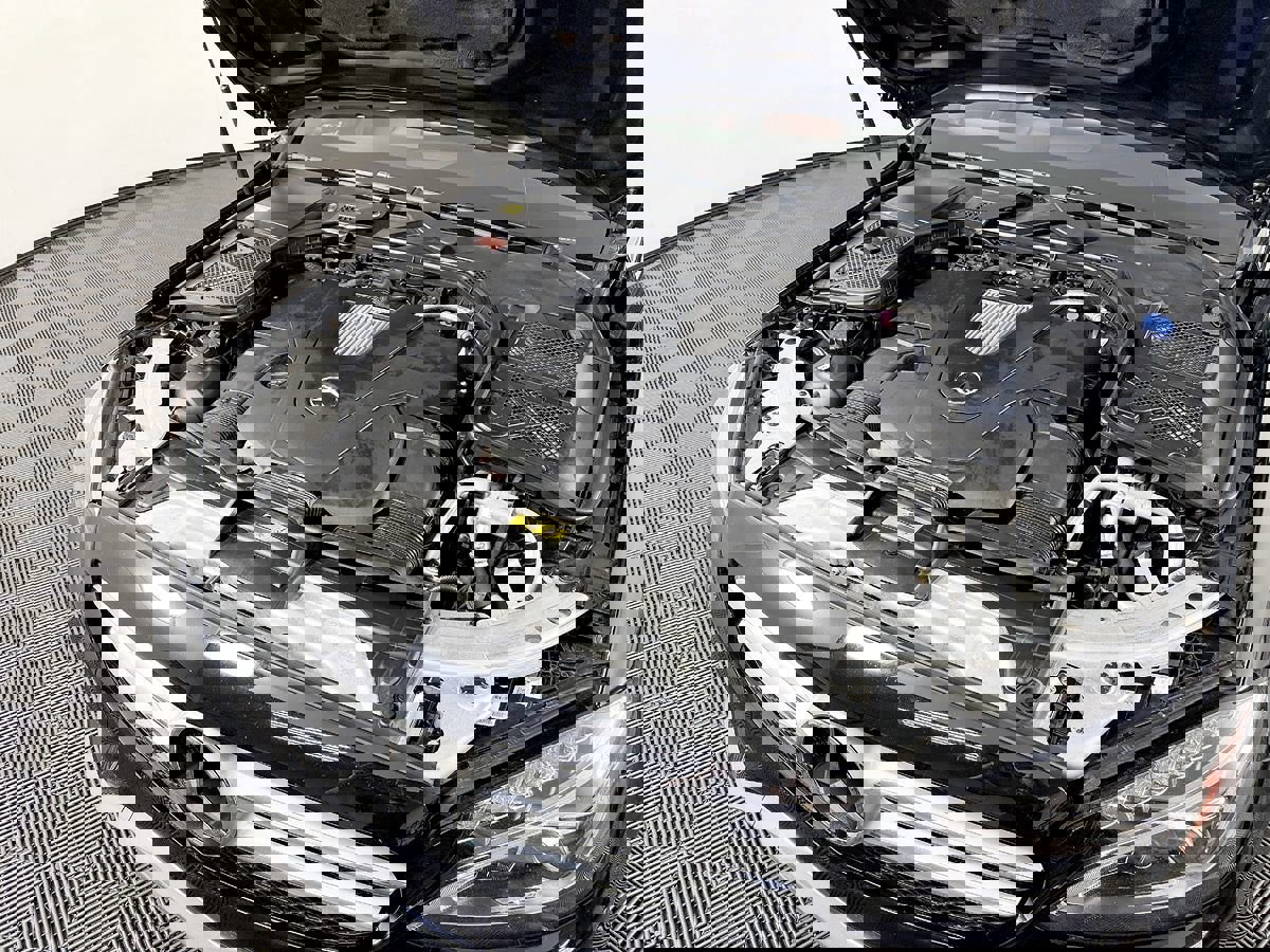 Used 2015 Mercedes-Benz C 400 4MATIC image 19