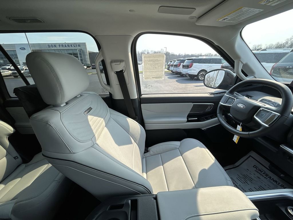 New 2026 Ford Expedition Max Platinum image 10
