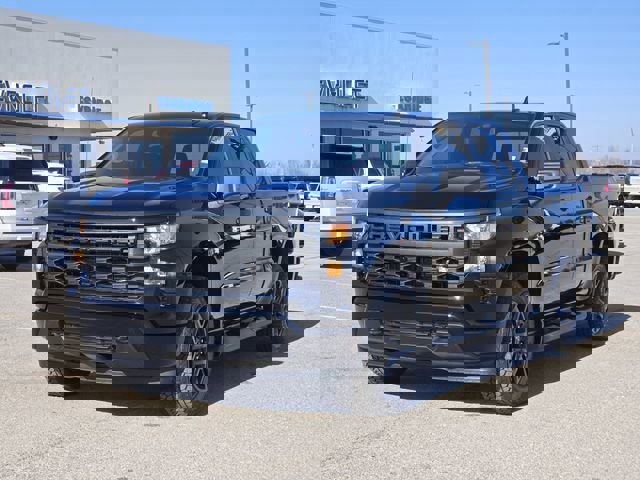 New 2026 Chevrolet Silverado 1500 Custom w/ Turbomax Blackout Package image 2