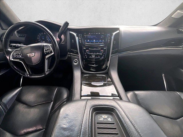 Certified 2018 Cadillac Escalade Platinum AWD/4WD image 16