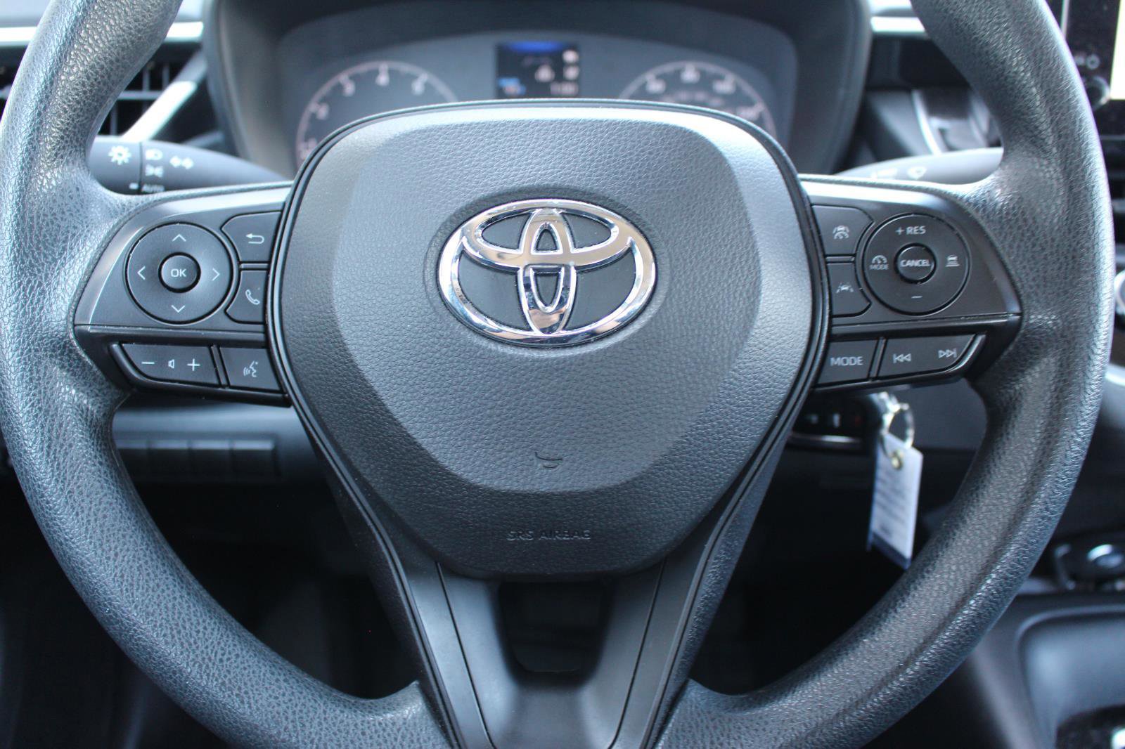 Used 2023 Toyota Corolla LE image 19
