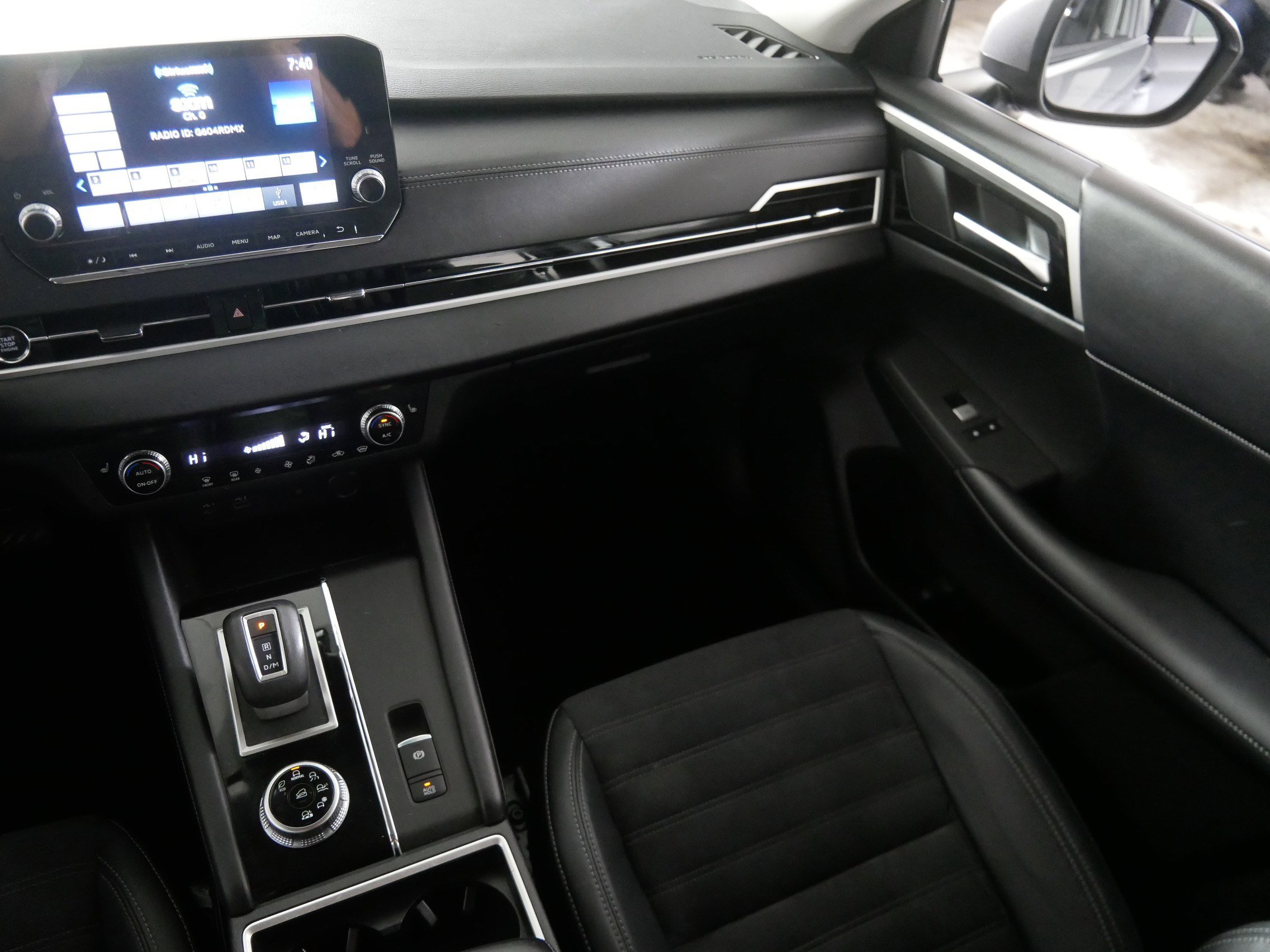 Used 2022 Mitsubishi Outlander SE image 11