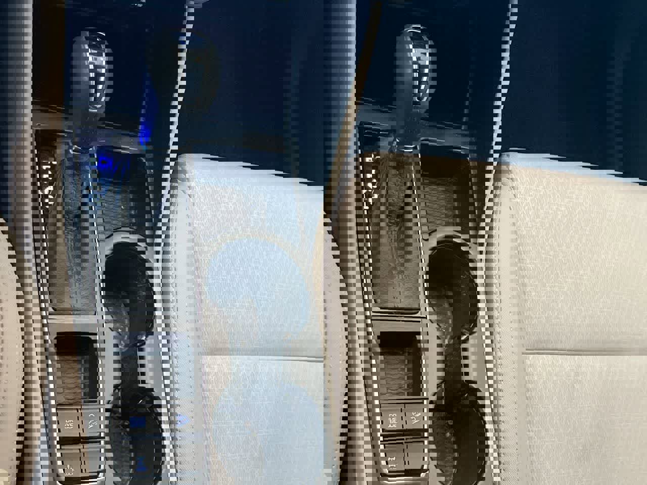 Used 2016 Hyundai Tucson Sport image 19