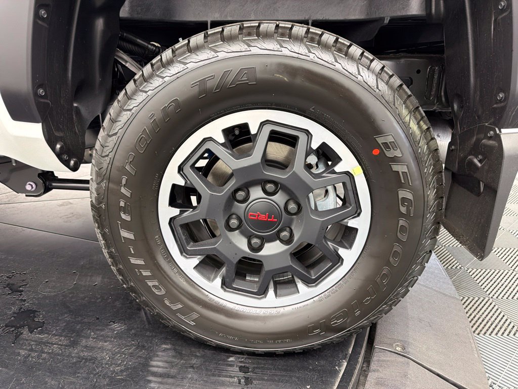 New 2026 Toyota Tacoma TRD Off-Road AWD/4WD image 15