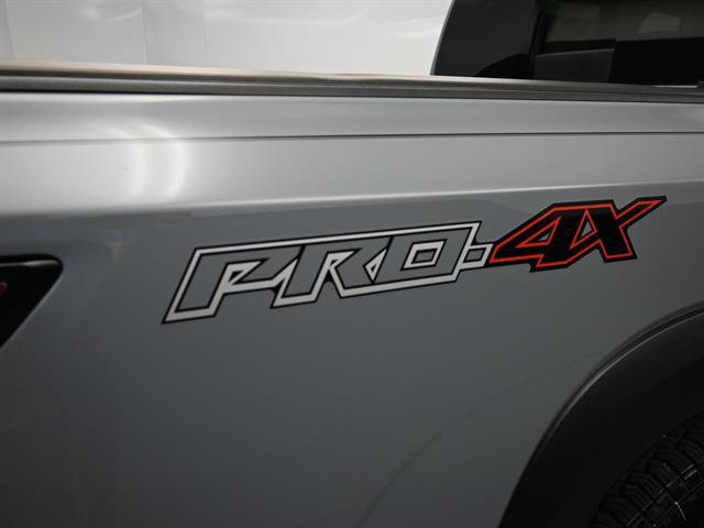 Used 2025 Nissan Frontier PRO-4X image 5