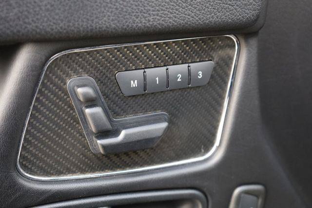 Used 2015 Mercedes-Benz G 63 AMG 4MATIC image 32