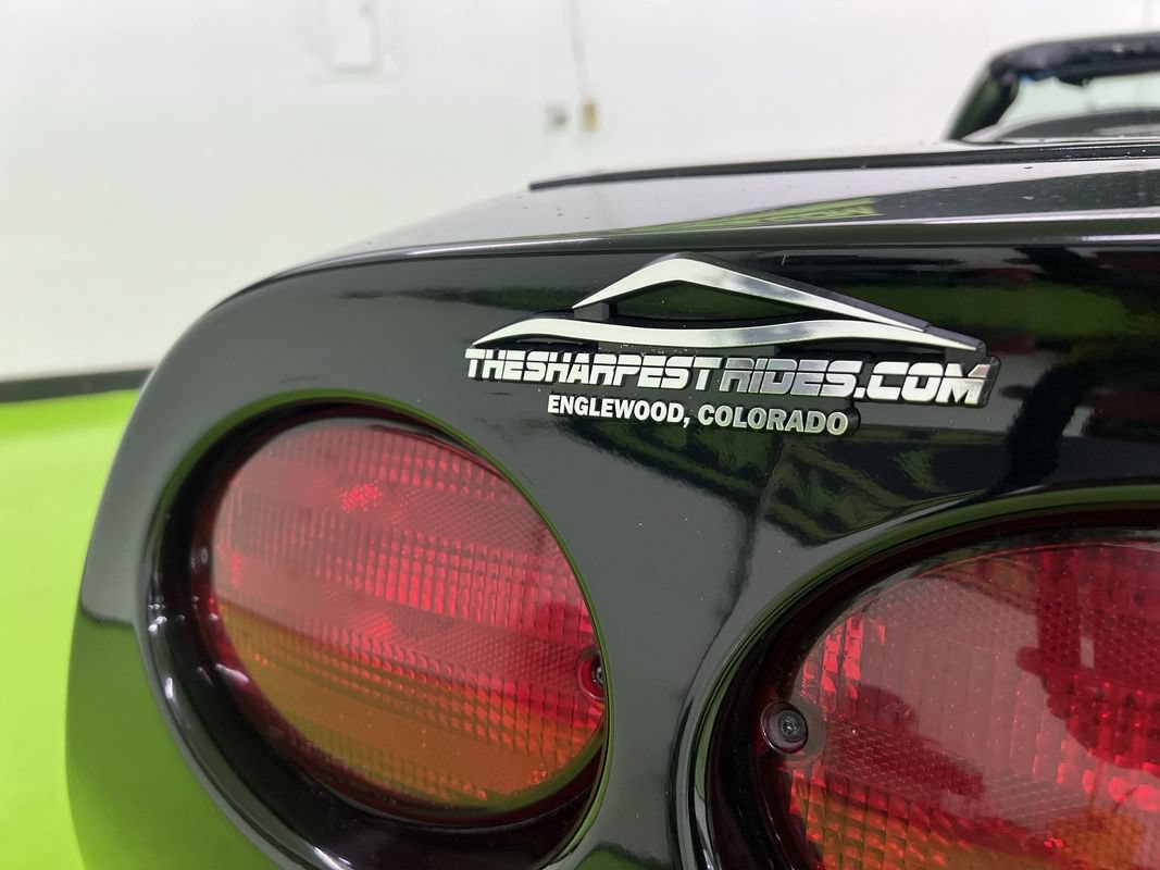 Used 1998 Chevrolet Corvette Convertible w/ Memory Pkg RWD image 12