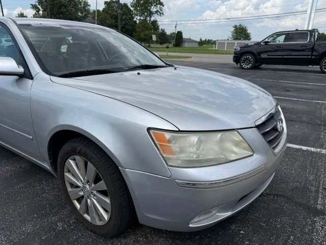 Used 2009 Hyundai Sonata Limited FWD image 13