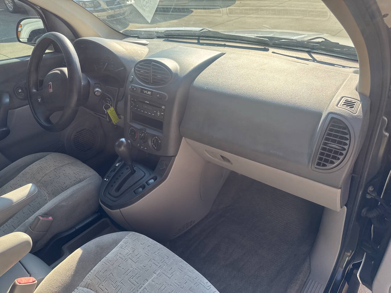 Used 2002 Saturn Vue AWD V6 image 17