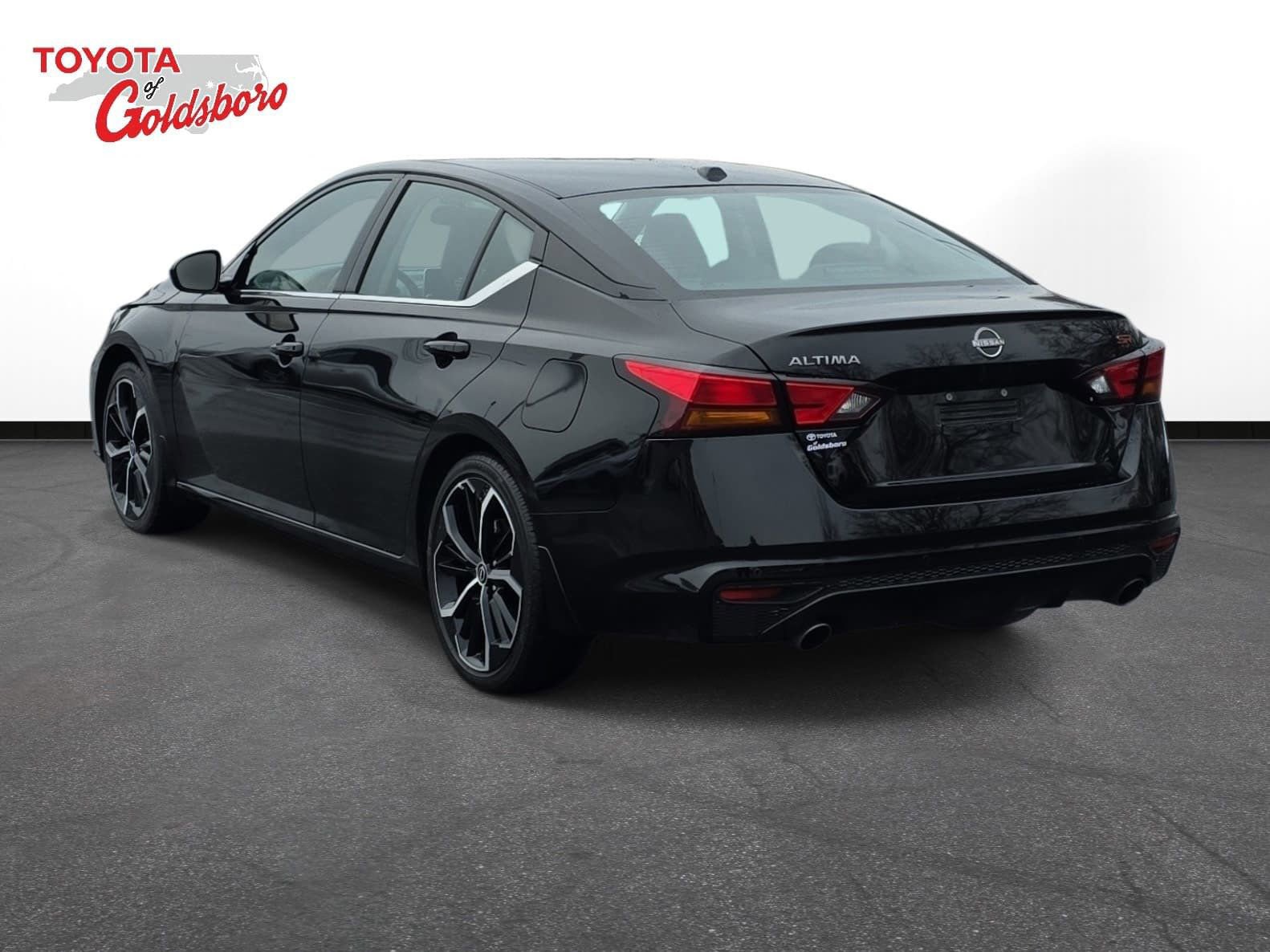 Used 2024 Nissan Altima 2.5 SR image 7