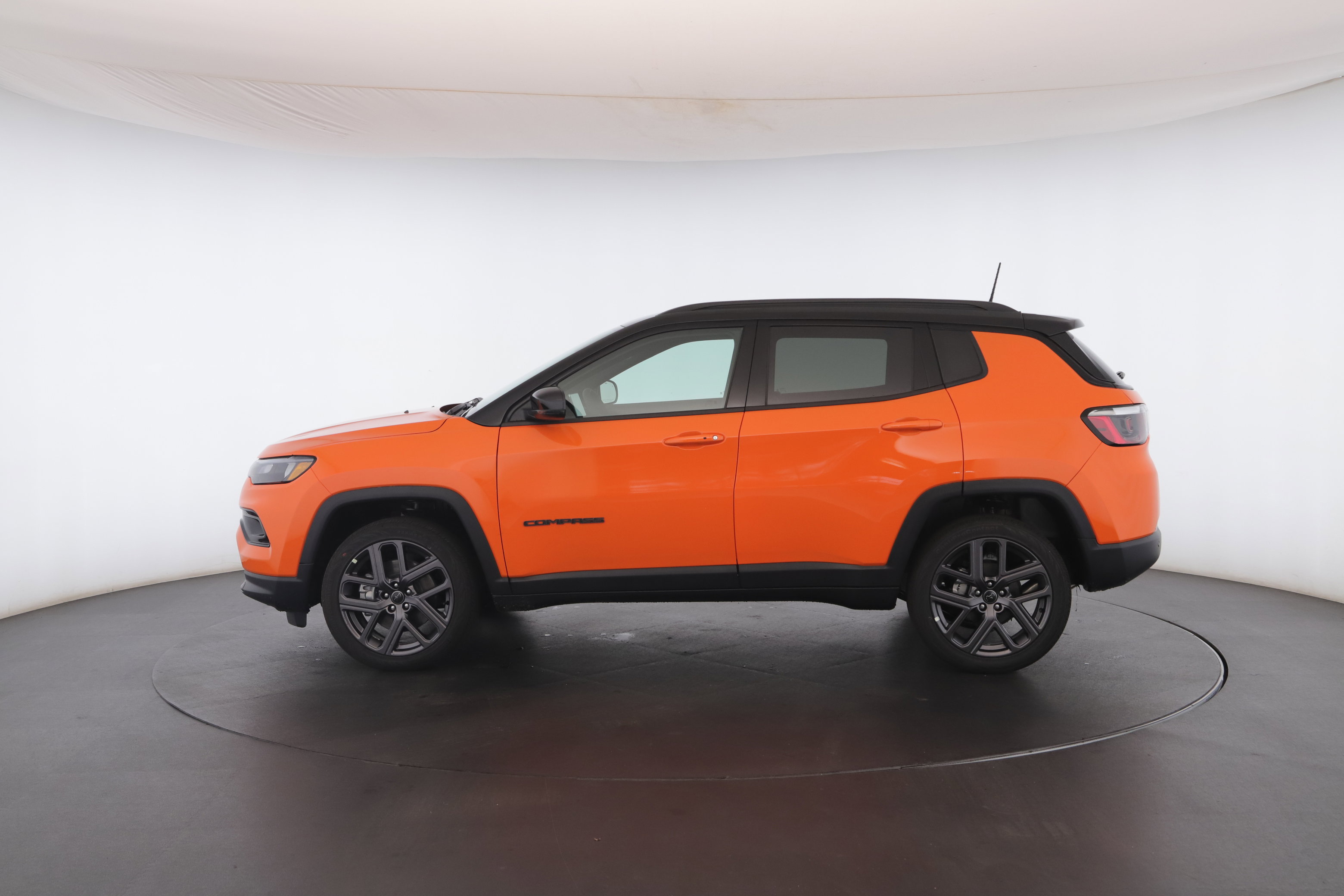 New 2026 Jeep Compass Limited w/ Sun, Sound & Navigation Group image 21