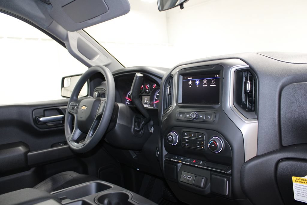 New 2026 Chevrolet Silverado 1500 Custom w/ LPO, Dark Essentials Package AWD/4WD image 38