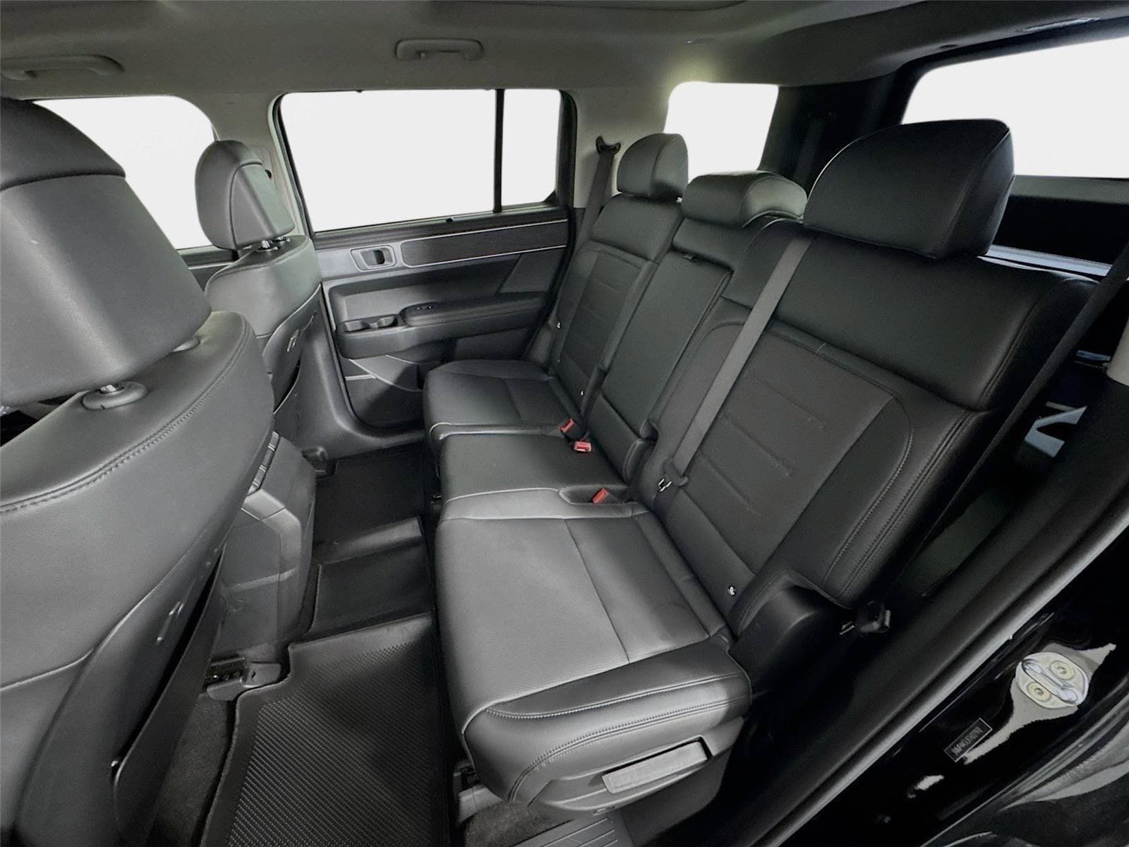 New 2026 Hyundai Santa Fe Limited FWD image 24