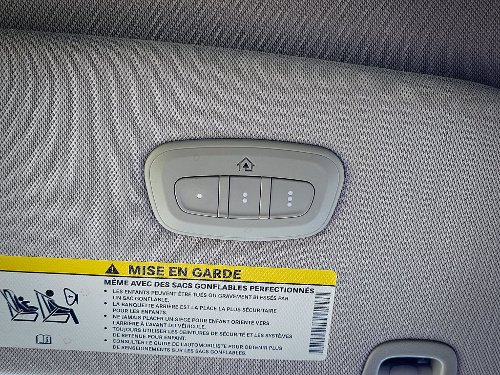 Used 2019 Chrysler Pacifica Touring-L FWD image 30