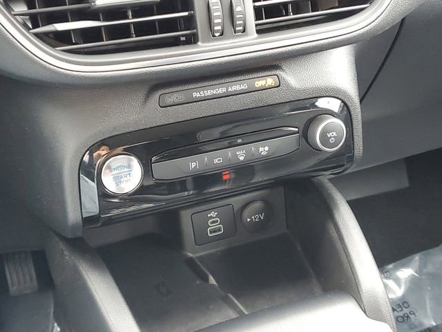 Used 2024 Ford Escape Platinum image 22