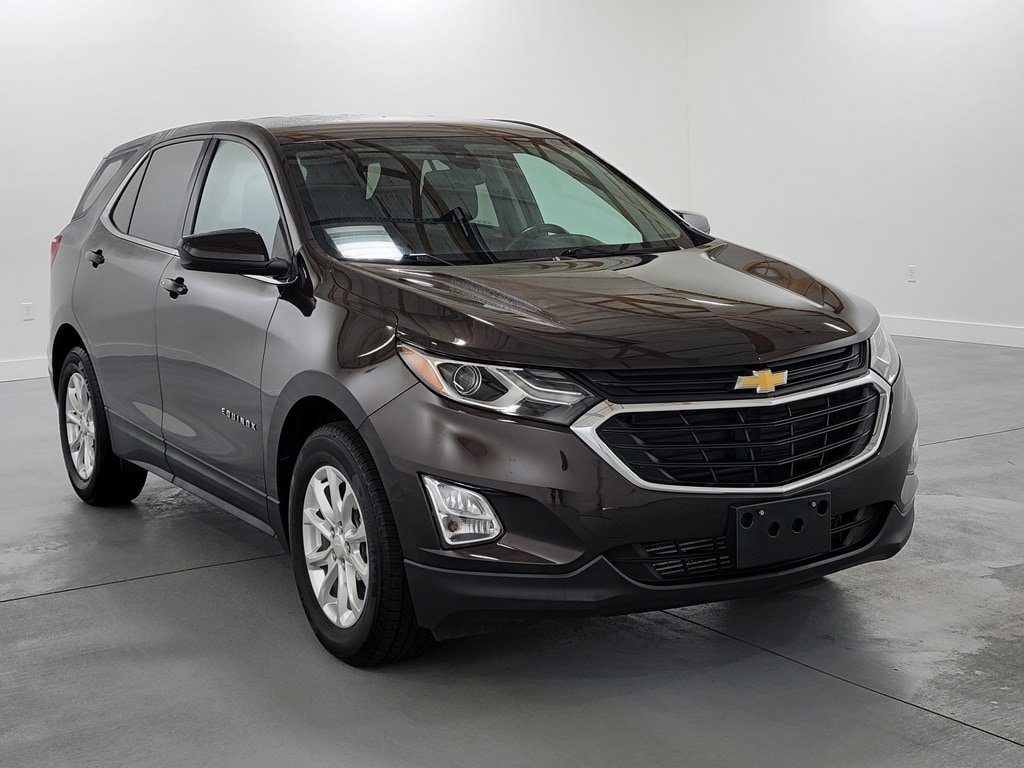 Used 2020 Chevrolet Equinox LT FWD image 2