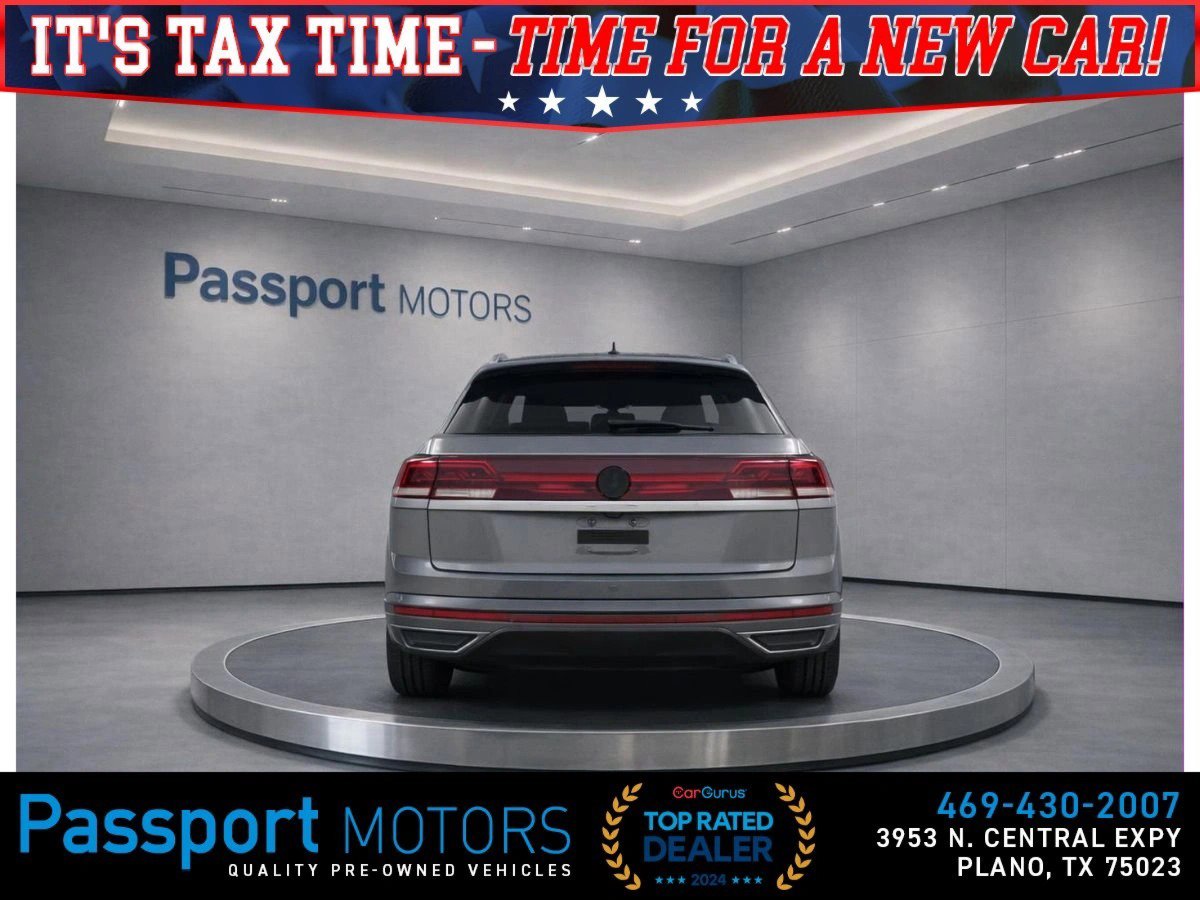Used 2024 Volkswagen Atlas Cross Sport SE FWD image 5