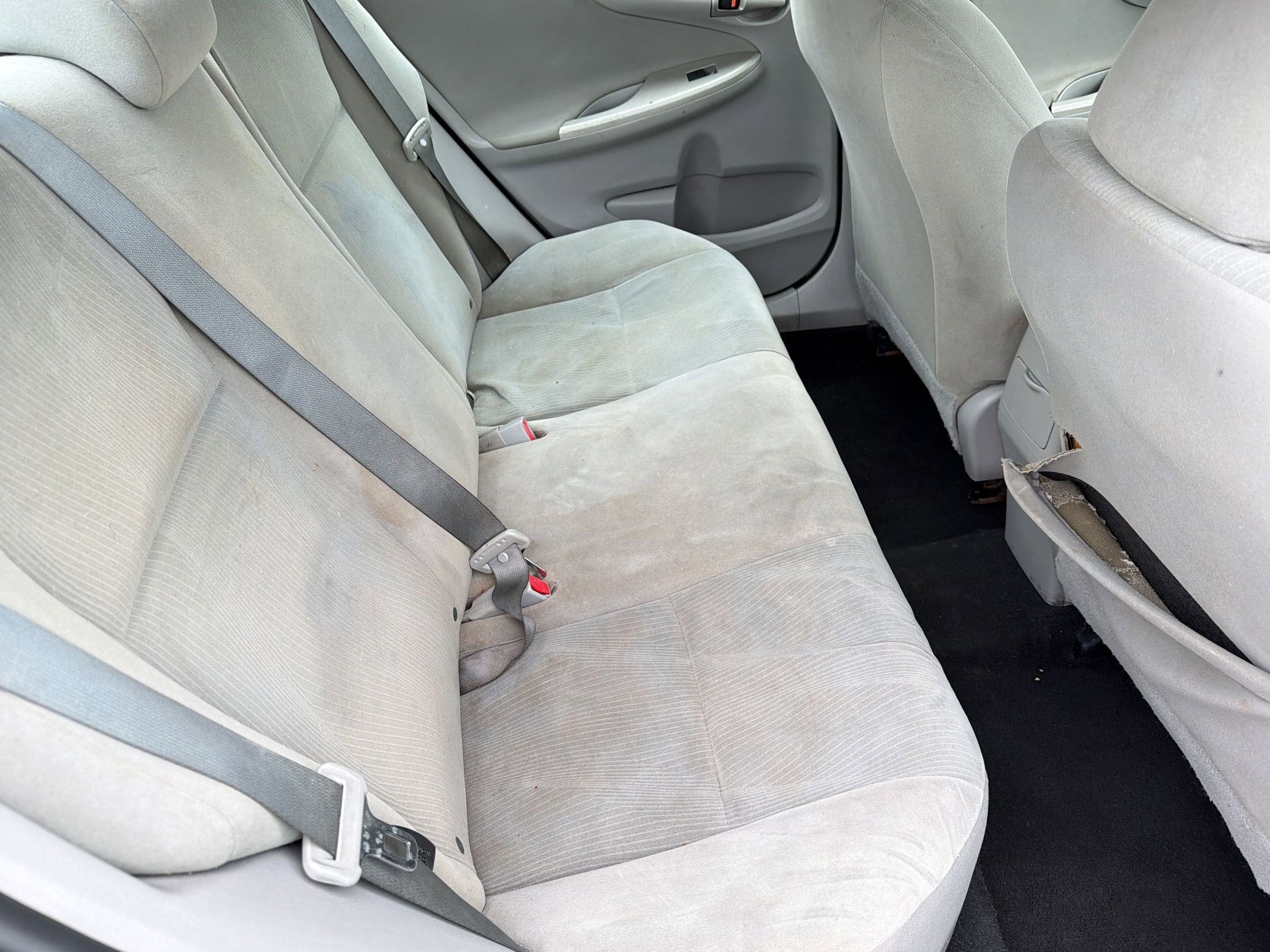 Used 2012 Toyota Corolla LE image 24