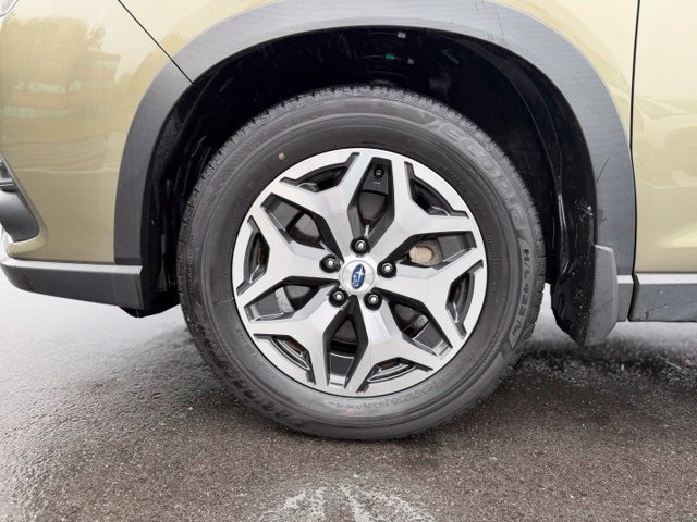 Used 2024 Subaru Forester Premium AWD/4WD image 31