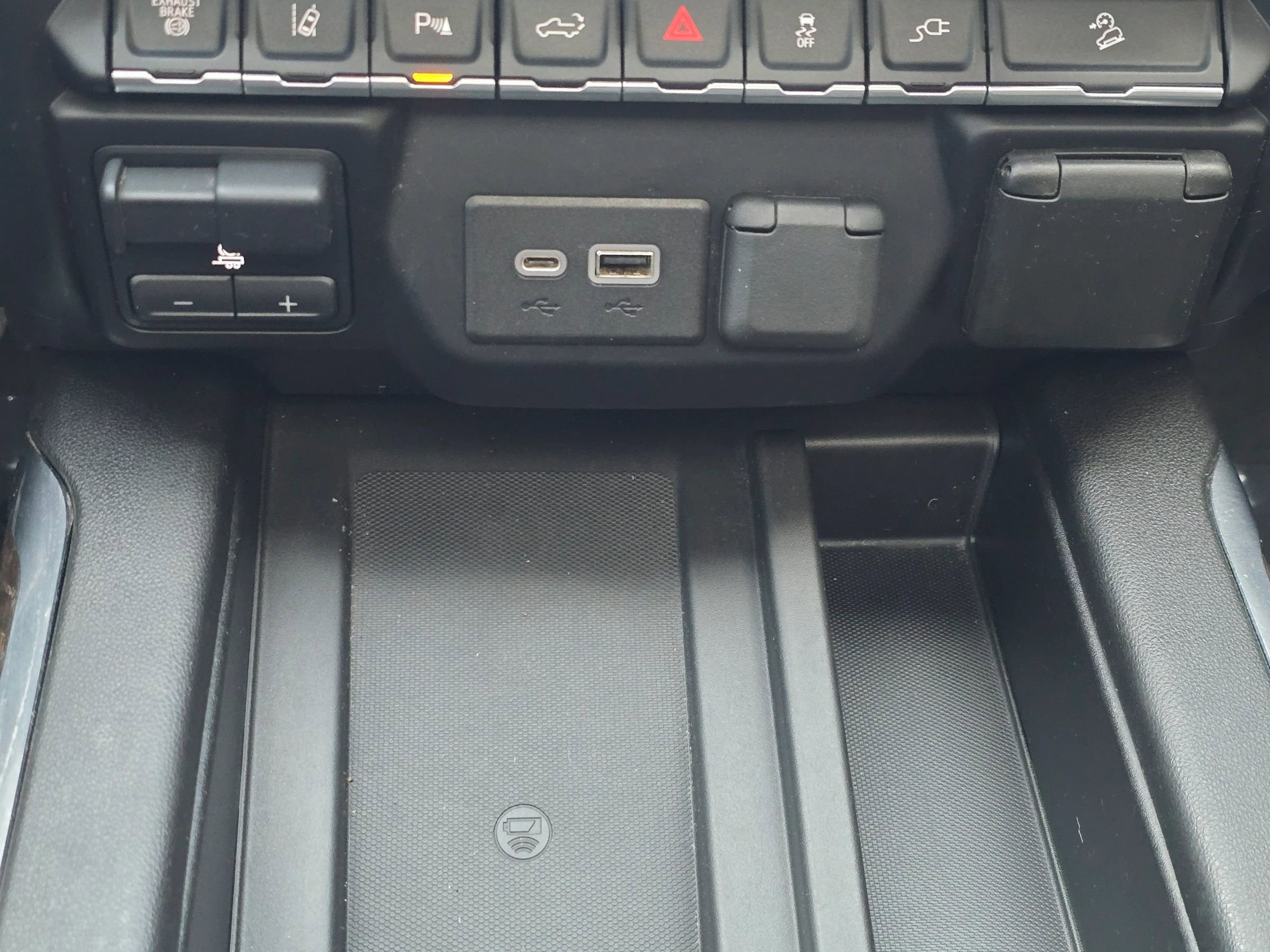 Used 2020 GMC Sierra 2500 Denali w/ Denali Ultimate Package image 35