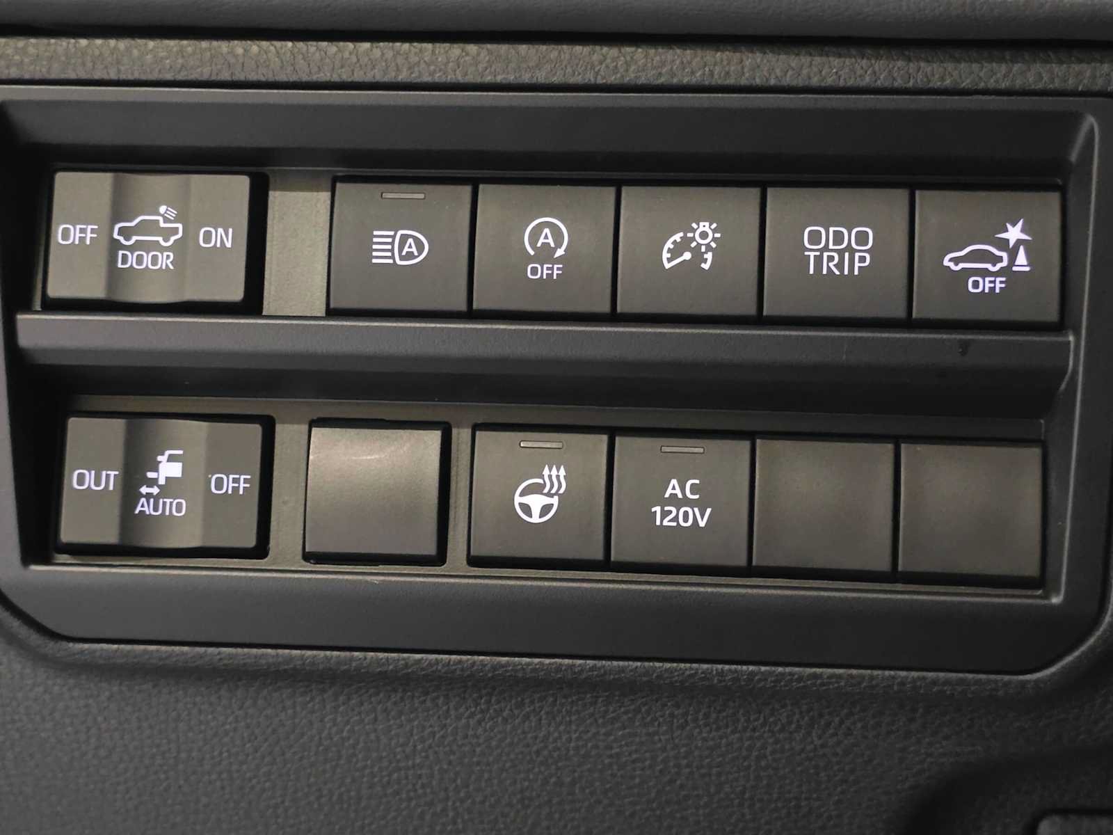 Used 2023 Toyota Tundra Platinum AWD/4WD image 19
