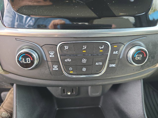 Used 2023 Chevrolet Traverse LS w/ Safety Package image 22