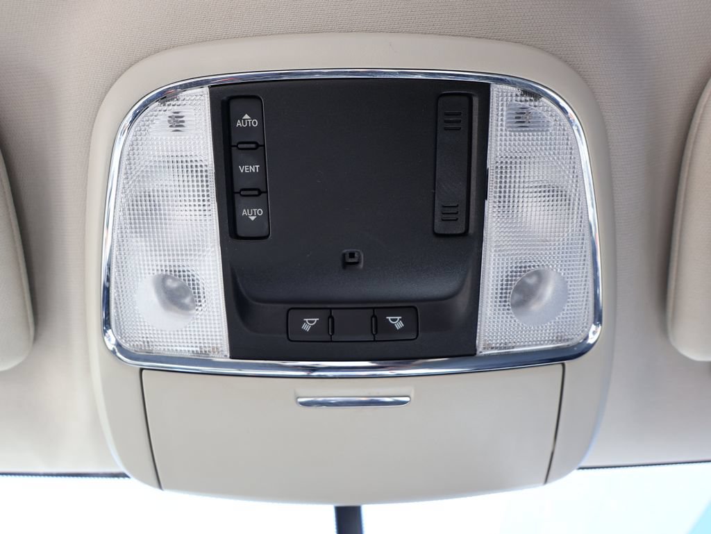 Used 2012 Dodge Durango SXT AWD/4WD image 26