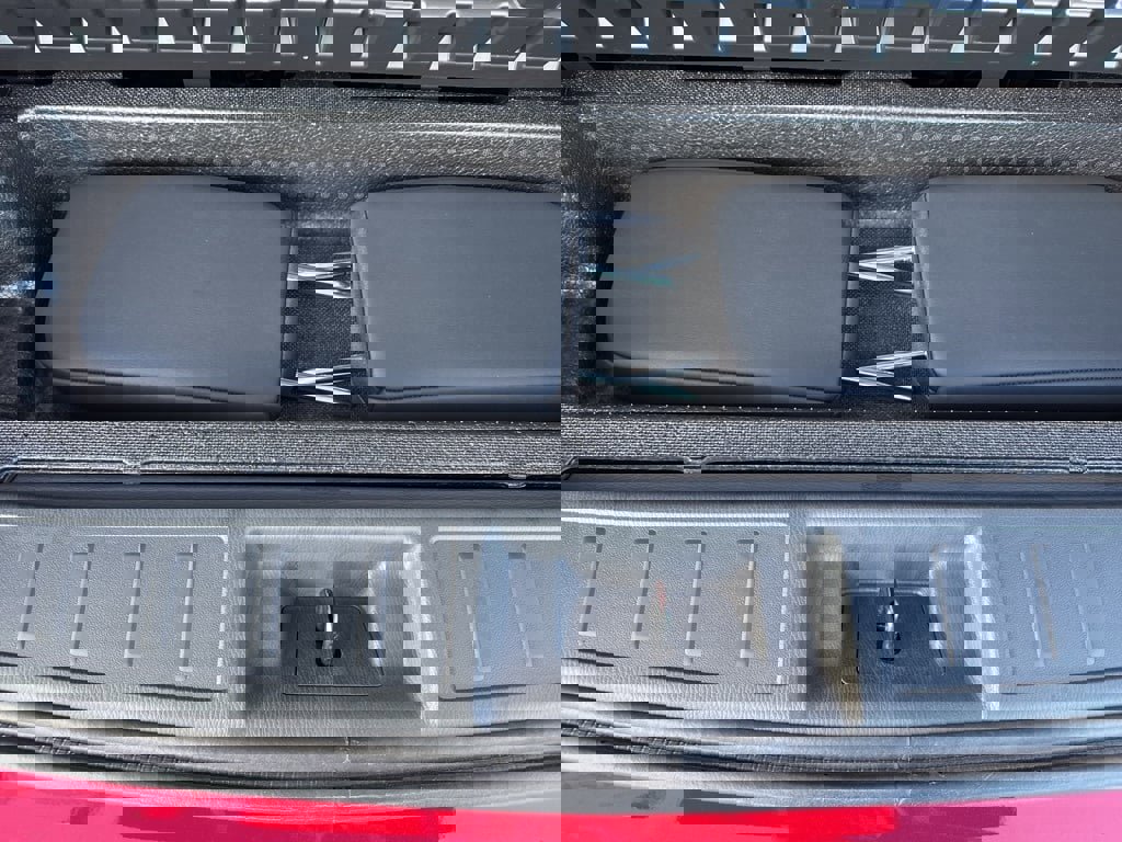 New 2025 Mitsubishi Outlander SE image 33