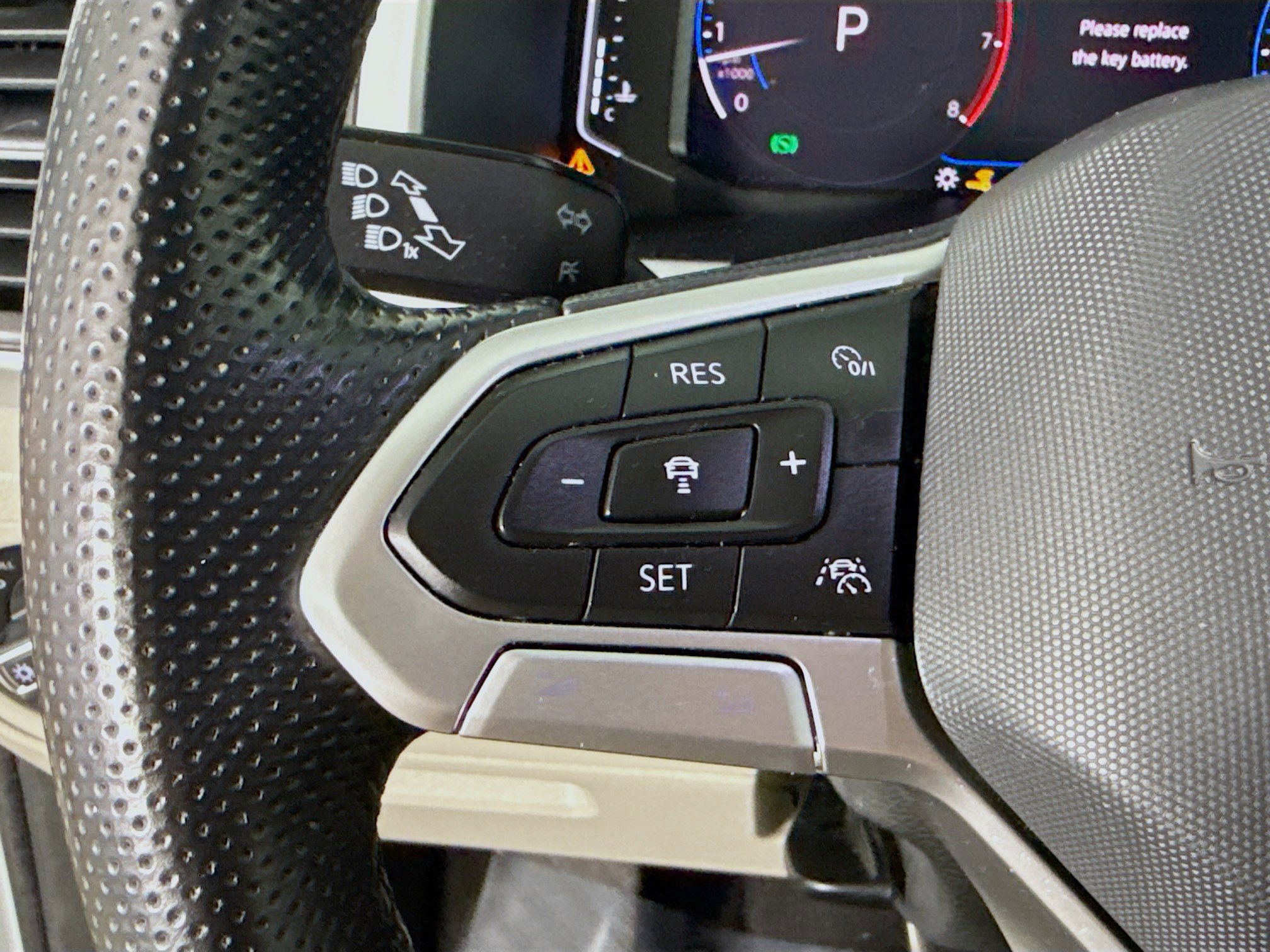 Used 2021 Volkswagen Atlas SEL R-Line image 14