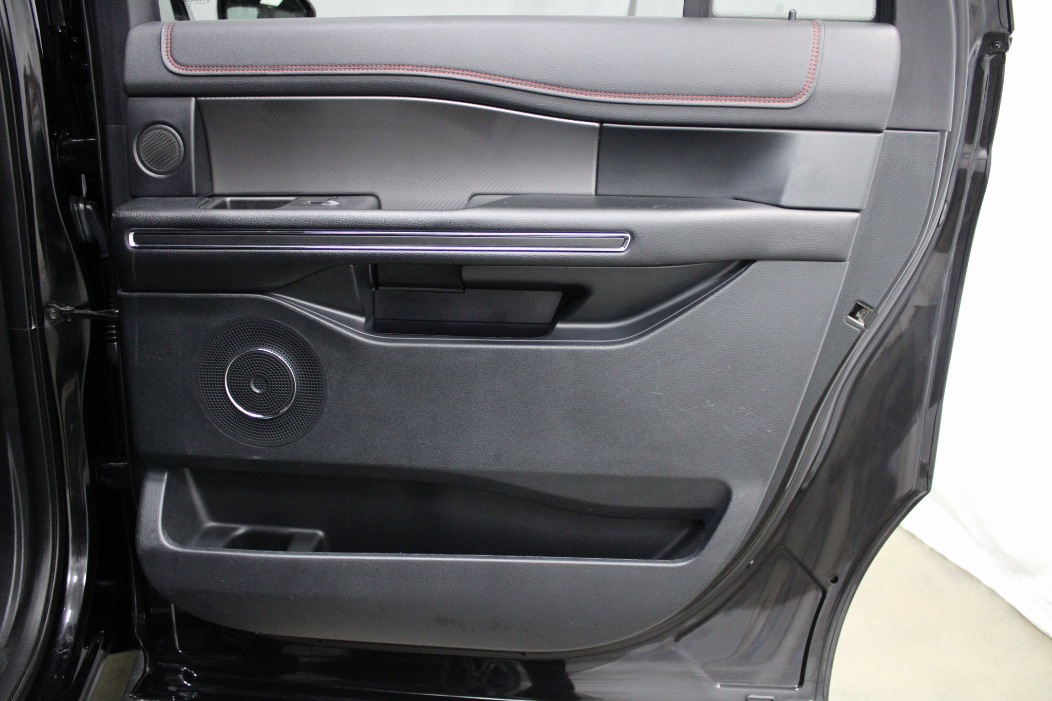 Used 2021 Ford Expedition Max Limited w/ Equipment Group 303A image 23