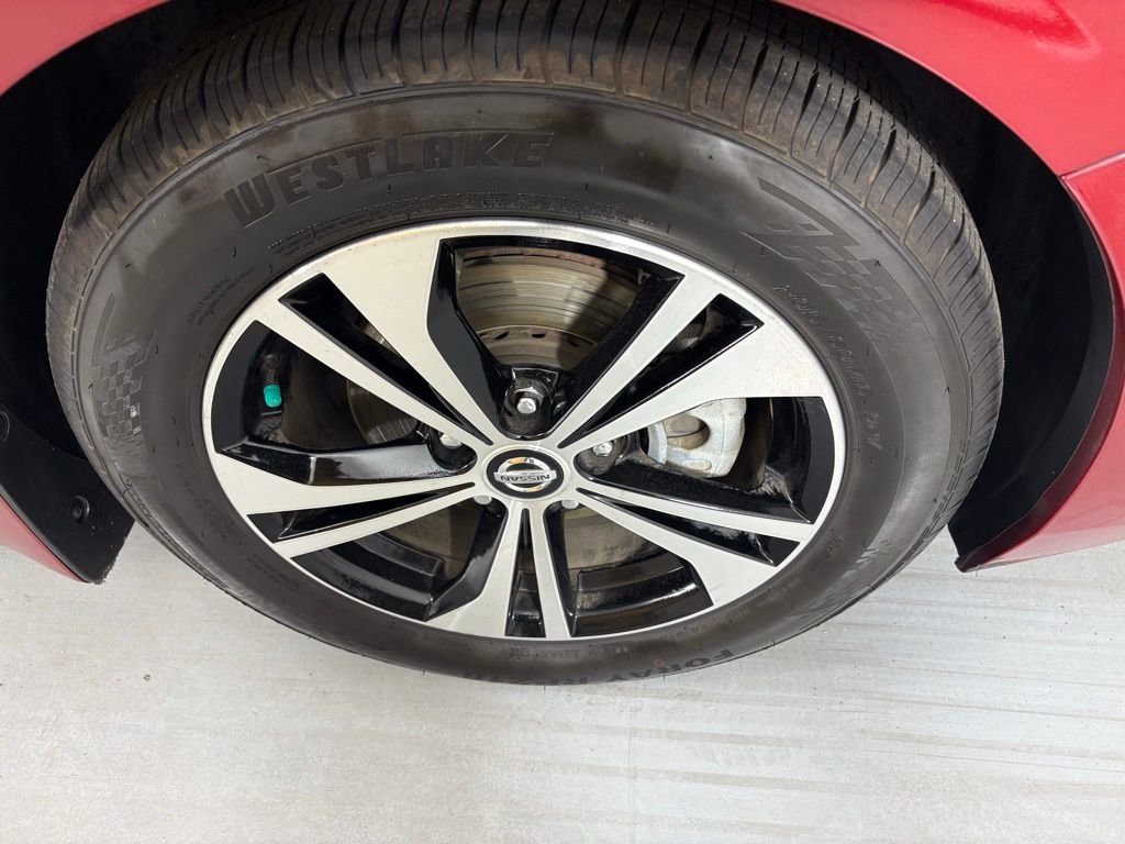 Used 2023 Nissan Sentra SV FWD image 12